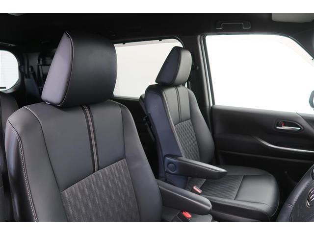 ノア ハイブリッドＳ－Ｚ　衝突被害軽減システム　ナビ＆ＴＶ　後席モニター　バックカメラ　ＥＴＣ　アルミホイール　両側電動スライド　乗車定員７人　ハイブリッド　オートクルーズコントロール　ＬＥＤヘッドランプ　１００Ｖ電源（15枚目）