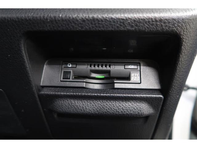 ヴォクシー ハイブリッドＺＳ　煌ＩＩＩ　衝突被害軽減システム　ナビ＆ＴＶ　フルエアロ　後席モニター　バックカメラ　ＥＴＣ　アルミホイール　両側電動スライド　乗車定員７人　ハイブリッド　オートクルーズコントロール　ＬＥＤヘッドランプ（30枚目）