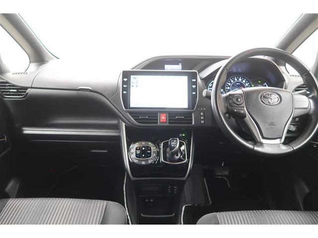 ヴォクシー ハイブリッドＺＳ　煌ＩＩ　衝突被害軽減システム　ナビ＆ＴＶ　フルエアロ　後席モニター　バックカメラ　ＥＴＣ　アルミホイール　両側電動スライド　乗車定員７人　ハイブリッド　オートクルーズコントロール　ＬＥＤヘッドランプ（5枚目）