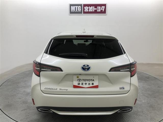 カローラツーリング ハイブリッド　ダブルバイビー　衝突被害軽減システム　４ＷＤ　ナビ＆ＴＶ　フルエアロ　バックカメラ　ＥＴＣ　アルミホイール　ハイブリッド　オートクルーズコントロール　ＬＥＤヘッドランプ　１００Ｖ電源　ワンオーナー　寒冷地（8枚目）