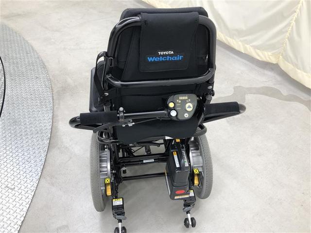 ヴォクシー クルマイスシヨウスロープタ　衝突被害軽減システム　ナビ＆ＴＶ　バックカメラ　ＥＴＣ　両側電動スライド　乗車定員７人　オートクルーズコントロール　ＬＥＤヘッドランプ　ワンオーナー（36枚目）