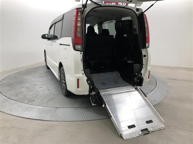 ノア Ｓｉ　クルマイスシヨウシャ　スロー　ナビ＆ＴＶ　後席モニター　バックカメラ　アルミホイール　乗車定員８人　ＬＥＤヘッドランプ　ワンオーナー　寒冷地（14枚目）