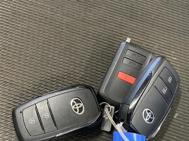 ハリアー Ｓ　４ＷＤ　メモリーナビ　ミュージックプレイヤー接続可　バックカメラ　衝突被害軽減システム　ＥＴＣ　ドラレコ　ＬＥＤヘッドランプ　ワンオーナー（39枚目）