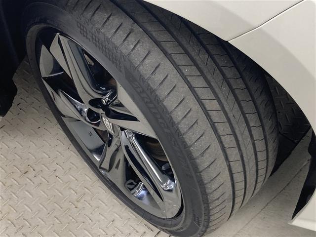 クラウンハイブリッド ＲＳ　Ｆｏｕｒ　リミテッド　４ＷＤ　メモリーナビ　ＤＶＤ再生　ミュージックプレイヤー接続可　バックカメラ　衝突被害軽減システム　ＥＴＣ　ＬＥＤヘッドランプ（16枚目）