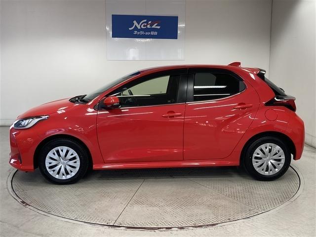 ヤリス ハイブリッドＺ　ミュージックプレイヤー接続可　バックカメラ　衝突被害軽減システム　ＥＴＣ　ドラレコ　ＬＥＤヘッドランプ　ハイブリッド　オートクルーズコントロール　スマートキー　運・助・サイドエアバッグ　横滑り防止（4枚目）