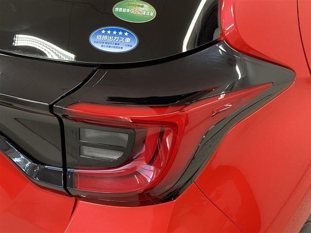 ヤリス ハイブリッドＺ　ミュージックプレイヤー接続可　バックカメラ　衝突被害軽減システム　ＥＴＣ　ドラレコ　ＬＥＤヘッドランプ　ハイブリッド　オートクルーズコントロール　スマートキー　運・助・サイドエアバッグ　横滑り防止（6枚目）