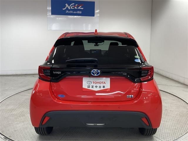 ヤリス ハイブリッドＺ　ミュージックプレイヤー接続可　バックカメラ　衝突被害軽減システム　ＥＴＣ　ドラレコ　ＬＥＤヘッドランプ　ハイブリッド　オートクルーズコントロール　スマートキー　運・助・サイドエアバッグ　横滑り防止（7枚目）