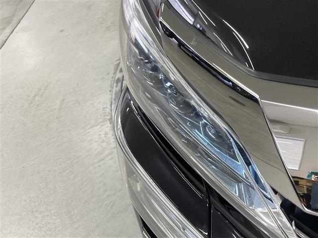 ヴェルファイア ３．５Ｚ　Ｇ　フルセグ　メモリーナビ　ＤＶＤ再生　ミュージックプレイヤー接続可　後席モニター　バックカメラ　衝突被害軽減システム　ＥＴＣ　両側電動スライド　ＬＥＤヘッドランプ　乗車定員７人　３列シート（14枚目）