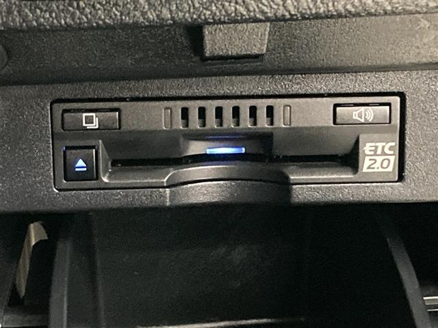 ヴェルファイア ３．５Ｚ　Ｇ　フルセグ　メモリーナビ　ＤＶＤ再生　ミュージックプレイヤー接続可　後席モニター　バックカメラ　衝突被害軽減システム　ＥＴＣ　両側電動スライド　ＬＥＤヘッドランプ　乗車定員７人　３列シート（33枚目）