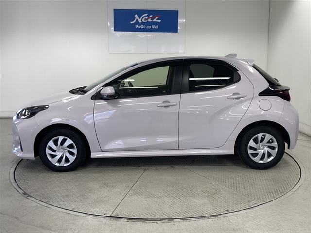 ヤリス ハイブリッドX メモリーナビ DVD再生 ミュージックプレイヤー接続可 バックカメラ 衝突被害軽減システム ワンオーナー(4枚目)