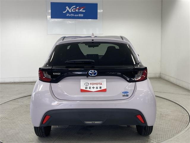 ヤリス ハイブリッドX メモリーナビ DVD再生 ミュージックプレイヤー接続可 バックカメラ 衝突被害軽減システム ワンオーナー(6枚目)