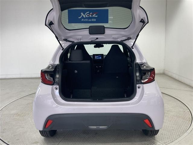 ヤリス ハイブリッドX メモリーナビ DVD再生 ミュージックプレイヤー接続可 バックカメラ 衝突被害軽減システム ワンオーナー(13枚目)