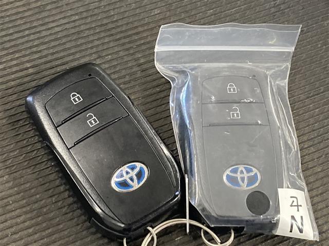 ヤリス ハイブリッドX メモリーナビ DVD再生 ミュージックプレイヤー接続可 バックカメラ 衝突被害軽減システム ワンオーナー(39枚目)