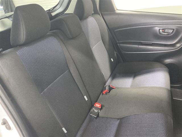 ヴィッツ ハイブリッドＦ　セーフティーエディション　フルセグ　メモリーナビ　ＤＶＤ再生　バックカメラ　衝突被害軽減システム　ＥＴＣ　ドラレコ（34枚目）