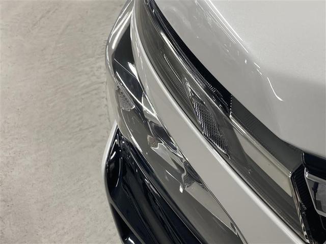 ヴォクシー ZS フルセグ メモリーナビ DVD再生 バックカメラ 衝突被害軽減システム 電動スライドドア LEDヘッドランプ ウオークスルー 乗車定員8人 3列シート ワンオーナー アイドリングストップ(14枚目)