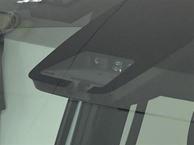 ヴォクシー ZS フルセグ メモリーナビ DVD再生 バックカメラ 衝突被害軽減システム 電動スライドドア LEDヘッドランプ ウオークスルー 乗車定員8人 3列シート ワンオーナー アイドリングストップ(24枚目)