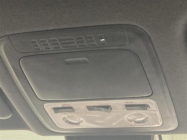 ヴォクシー ZS フルセグ メモリーナビ DVD再生 バックカメラ 衝突被害軽減システム 電動スライドドア LEDヘッドランプ ウオークスルー 乗車定員8人 3列シート ワンオーナー アイドリングストップ(39枚目)