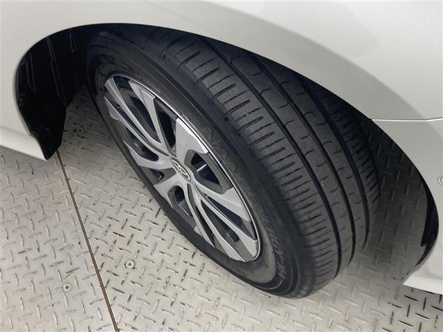 プリウス Ａ　フルセグ　メモリーナビ　ＤＶＤ再生　バックカメラ　衝突被害軽減システム　ＥＴＣ　ＬＥＤヘッドランプ　ワンオーナー（17枚目）