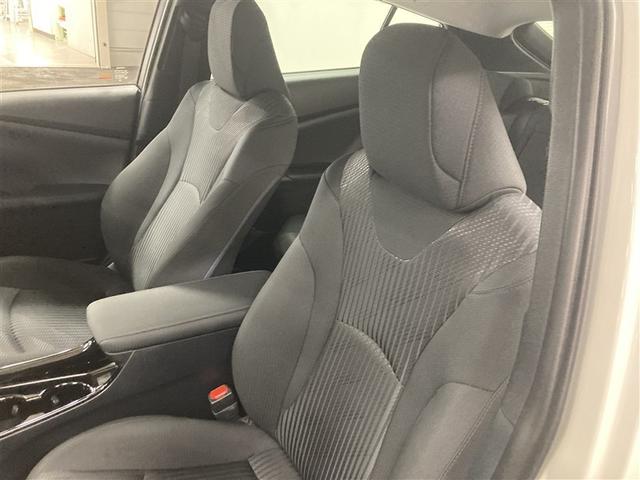 プリウス Ａ　フルセグ　メモリーナビ　ＤＶＤ再生　バックカメラ　衝突被害軽減システム　ＥＴＣ　ＬＥＤヘッドランプ　ワンオーナー（35枚目）