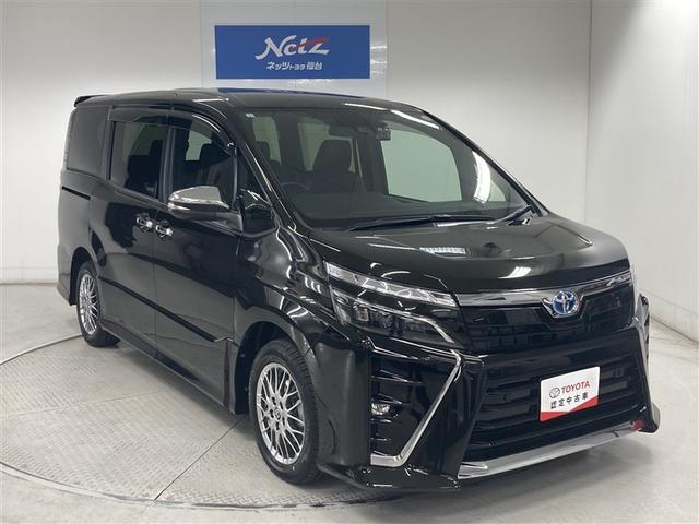 ヴォクシー ハイブリッドＺＳ　煌ＩＩＩ　フルセグ　メモリーナビ　ＤＶＤ再生　後席モニター　バックカメラ　衝突被害軽減システム　ＥＴＣ　ドラレコ　両側電動スライド　ＬＥＤヘッドランプ　乗車定員７人　３列シート（10枚目）