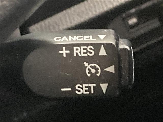 ヴォクシー ハイブリッドＺＳ　煌ＩＩＩ　フルセグ　メモリーナビ　ＤＶＤ再生　後席モニター　バックカメラ　衝突被害軽減システム　ＥＴＣ　ドラレコ　両側電動スライド　ＬＥＤヘッドランプ　乗車定員７人　３列シート（26枚目）