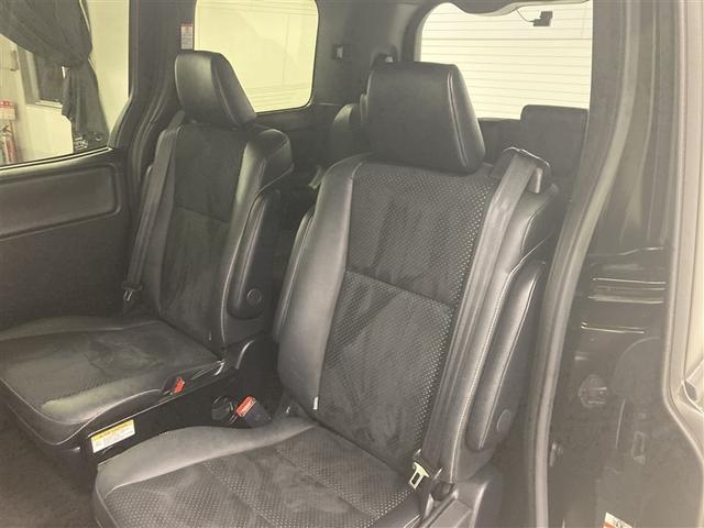 ヴォクシー ハイブリッドＺＳ　煌ＩＩＩ　フルセグ　メモリーナビ　ＤＶＤ再生　後席モニター　バックカメラ　衝突被害軽減システム　ＥＴＣ　ドラレコ　両側電動スライド　ＬＥＤヘッドランプ　乗車定員７人　３列シート（34枚目）