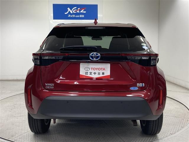 ヤリスクロス ハイブリッドＧ　メモリーナビ　ＤＶＤ再生　ミュージックプレイヤー接続可　バックカメラ　衝突被害軽減システム　ＥＴＣ　ワンオーナー（6枚目）