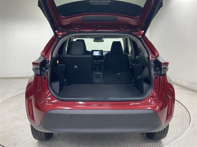 ヤリスクロス ハイブリッドＧ　メモリーナビ　ＤＶＤ再生　ミュージックプレイヤー接続可　バックカメラ　衝突被害軽減システム　ＥＴＣ　ワンオーナー（13枚目）