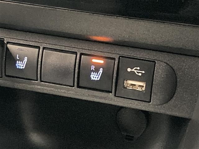 ヤリスクロス ハイブリッドＧ　メモリーナビ　ＤＶＤ再生　ミュージックプレイヤー接続可　バックカメラ　衝突被害軽減システム　ＥＴＣ　ワンオーナー（29枚目）