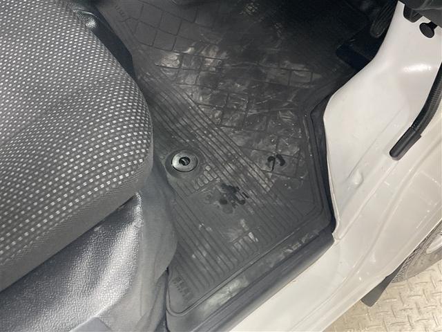 ��������A�t���A�}�b�g���A���������򂵂Ă���܂��B