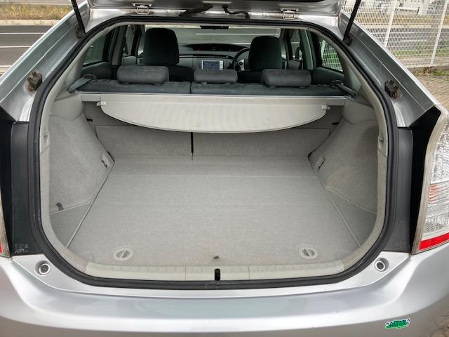 プリウス G 純正ナビ、TV、バックカメラ、ETC車載器、クルーズコントロール、キーレス、プッシュスタート、衝突安全ボディ、盗難防止システム(24枚目)