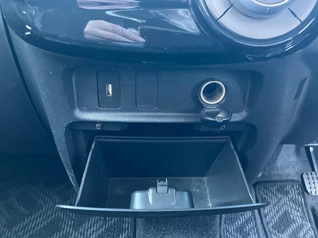 タント Ｇスペシャル　ナビ・ＴＶ・ＣＤ・ＥＴＣ・助手席側電動スライドドア・バックカメラ・スマートキー・フロントフォグランプ・社外アルミホイール・アイドリングストップ（19枚目）