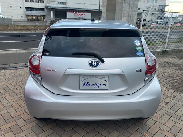 アクア Ｓ　ナビ・ＴＶ・ＣＤ・ＥＴＣ・ＡＢＳ・運転席助手席エアバック・衝突安全ボディー・ｂｌｕｅｔｏｏｔｈ（3枚目）