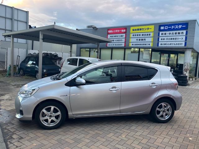 アクア Ｓ　ナビ・ＴＶ・ＣＤ・ＥＴＣ・ＡＢＳ・運転席助手席エアバック・衝突安全ボディー・ｂｌｕｅｔｏｏｔｈ（4枚目）