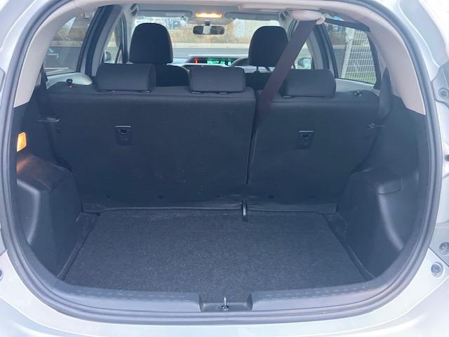 アクア Ｓ　ナビ・ＴＶ・ＣＤ・ＥＴＣ・ＡＢＳ・運転席助手席エアバック・衝突安全ボディー・ｂｌｕｅｔｏｏｔｈ（9枚目）