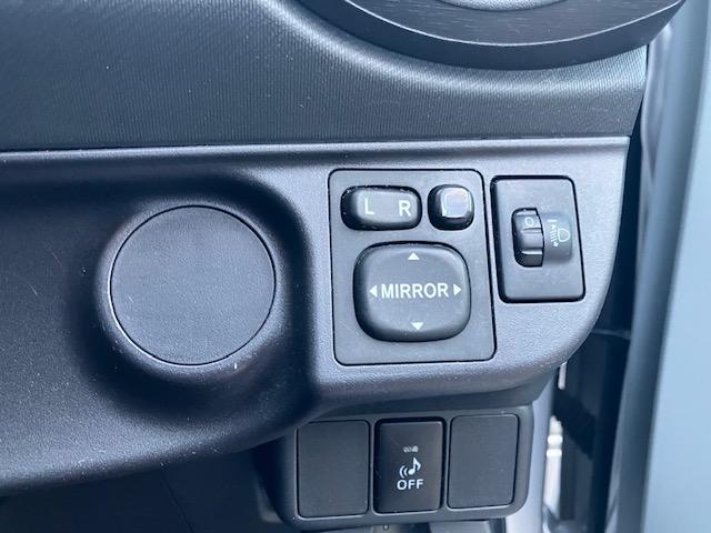 アクア Ｓ　ナビ・ＴＶ・ＣＤ・ＥＴＣ・ＡＢＳ・運転席助手席エアバック・衝突安全ボディー・ｂｌｕｅｔｏｏｔｈ（16枚目）