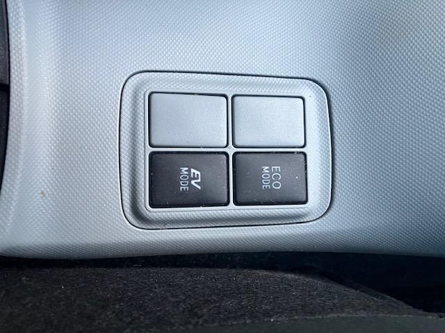 アクア Ｓ　ナビ・ＴＶ・ＣＤ・ＥＴＣ・ＡＢＳ・運転席助手席エアバック・衝突安全ボディー・ｂｌｕｅｔｏｏｔｈ（17枚目）