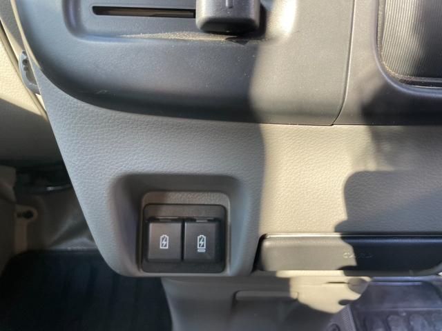 エブリイ ＰＡリミテッド　４ＷＤ・パワーステアリング・パワーウィンドウ・集中ドアロック・オートライトシステム・衝突被害軽減システム・ＡＭ／ＦＭラジオ・１オーナー（12枚目）