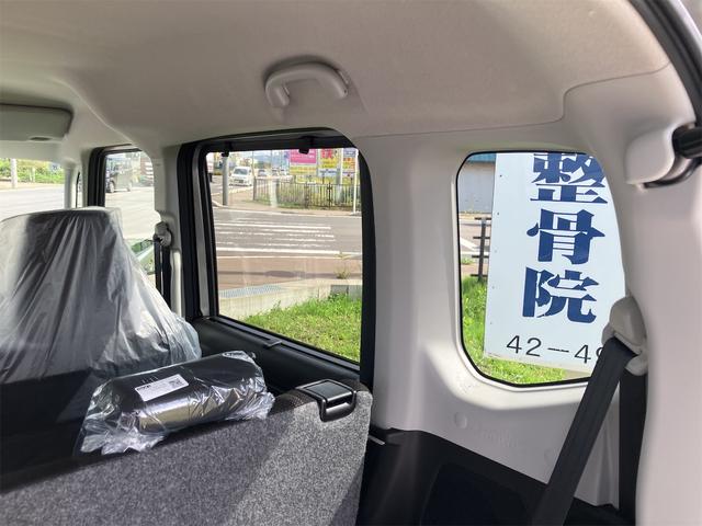 スペーシアカスタム ハイブリッドＧＳ　４ＷＤ　両側スライド・片側電動　クリアランスソナー　オートクルーズコントロール　レーンアシスト　衝突被害軽減システム　オートライト　ＬＥＤヘッドランプ　スマートキー　アイドリングストップ（25枚目）