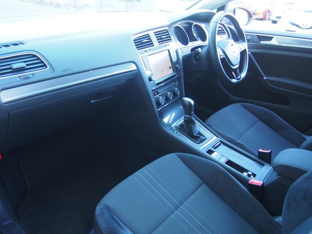 ゴルフオールトラック TSI 4モーション アップグレードパッケージ ディスカバープロ フルセグTV Bカメラ アダプティブクルーズコントロール レーンキープアシスト 純正17インチAW ETC2.0 プッシュスタート(6枚目)