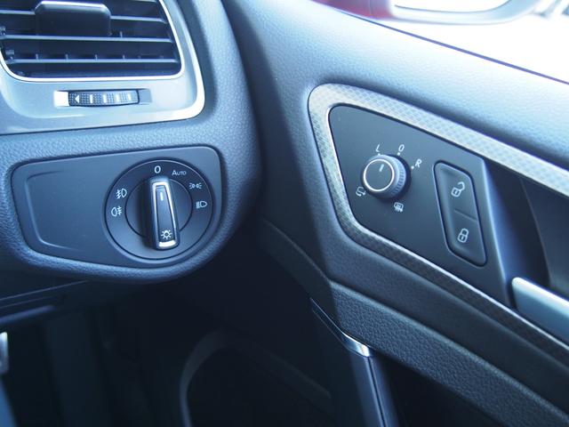 ゴルフオールトラック TSI 4モーション アップグレードパッケージ ディスカバープロ フルセグTV Bカメラ アダプティブクルーズコントロール レーンキープアシスト 純正17インチAW ETC2.0 プッシュスタート(15枚目)