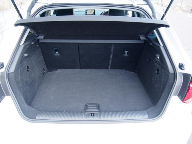 A3 スポーツバック1.4TFSI ワンオーナー 純正ナビ フルセグTV Bカメラ バーチャルコックピット アクティブクルーズコントロール LEDヘッドライト 純正16インチAW ETC2.0(8枚目)