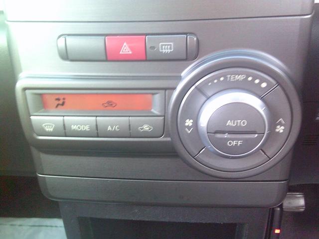 ムーヴコンテ カスタム　ＲＳ　ＩＣ付ツインカムターボ　社外ナビ　フルセグＴＶ　ＵＳＢ入力端子　ＥＴＣ　ＨＩＤヘッドライト　スマートキー　アイドリングストップ　新品タイヤ装着　ルームクリーニング済　修復歴無し（27枚目）