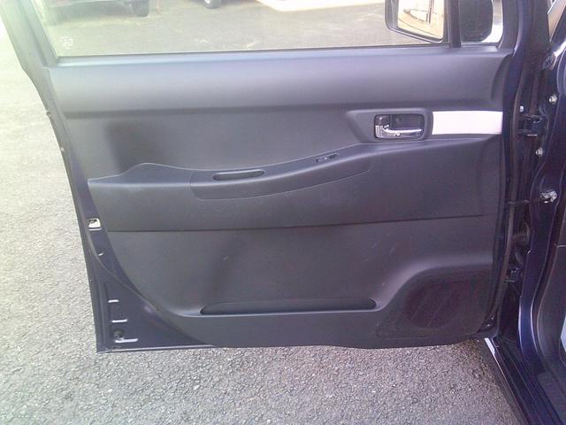 ムーヴコンテ カスタム　ＲＳ　ＩＣ付ツインカムターボ　社外ナビ　フルセグＴＶ　ＵＳＢ入力端子　ＥＴＣ　ＨＩＤヘッドライト　スマートキー　アイドリングストップ　新品タイヤ装着　ルームクリーニング済　修復歴無し（33枚目）