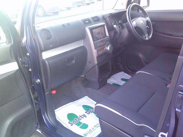 ムーヴコンテ カスタム　ＲＳ　ＩＣ付ツインカムターボ　社外ナビ　フルセグＴＶ　ＵＳＢ入力端子　ＥＴＣ　ＨＩＤヘッドライト　スマートキー　アイドリングストップ　新品タイヤ装着　ルームクリーニング済　修復歴無し（34枚目）