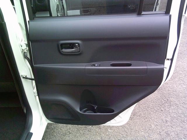 ムーヴコンテ Ｇ　ＮＡＶＩ　４ＷＤ　ワンセグＴＶ　バックカメラ　ＥＴＣ　スマートキー　フォグランプ　ルームクリーニング済　修復歴無し（30枚目）