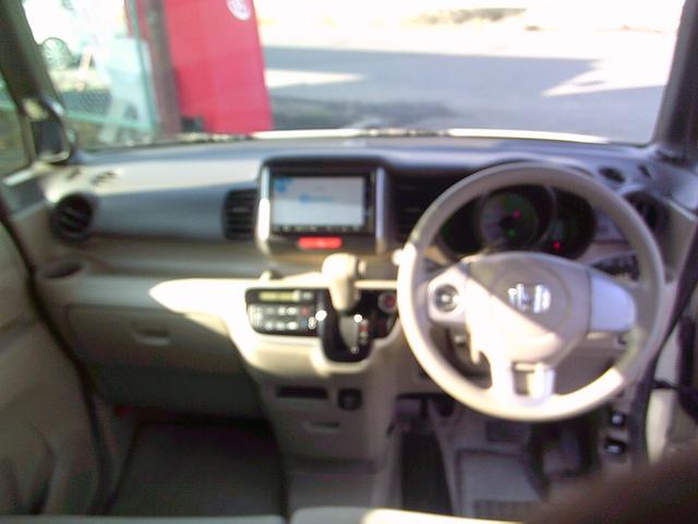 N-BOX G・Lパッケージ 4WD 両側スライドドア右後パワースライドドア 純正ナビ バックカメラ Bluetooth接続 スマートキースペア付 横滑り防止装置 車検8年9月 ルームクリーニング済 修復歴無し(19枚目)