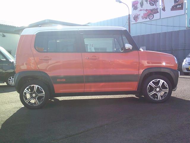 ハスラー Ｘ　４ＷＤ　社外ナビ　ワンセグＴＶ　ＤＶＤ再生可　ＥＴＣ　オートＨＩＤヘッドライト　スマートキースペア付　ヒルディセントコントロール　ルームクリーニング済　修復歴無し　車検９年４月までロング（12枚目）