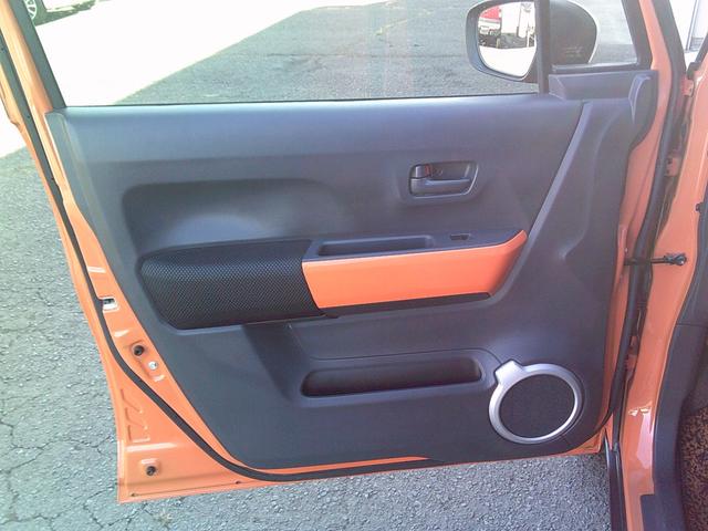 ハスラー Ｘ　４ＷＤ　社外ナビ　ワンセグＴＶ　ＤＶＤ再生可　ＥＴＣ　オートＨＩＤヘッドライト　スマートキースペア付　ヒルディセントコントロール　ルームクリーニング済　修復歴無し　車検９年４月までロング（34枚目）