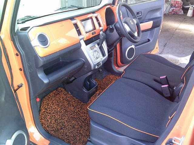 ハスラー Ｘ　４ＷＤ　社外ナビ　ワンセグＴＶ　ＤＶＤ再生可　ＥＴＣ　オートＨＩＤヘッドライト　スマートキースペア付　ヒルディセントコントロール　ルームクリーニング済　修復歴無し　車検９年４月までロング（35枚目）